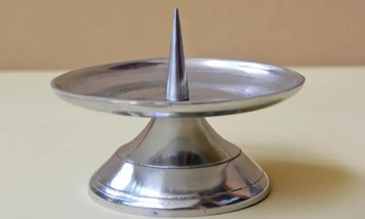 Tempat lilin, Sumber: tokopedia.com